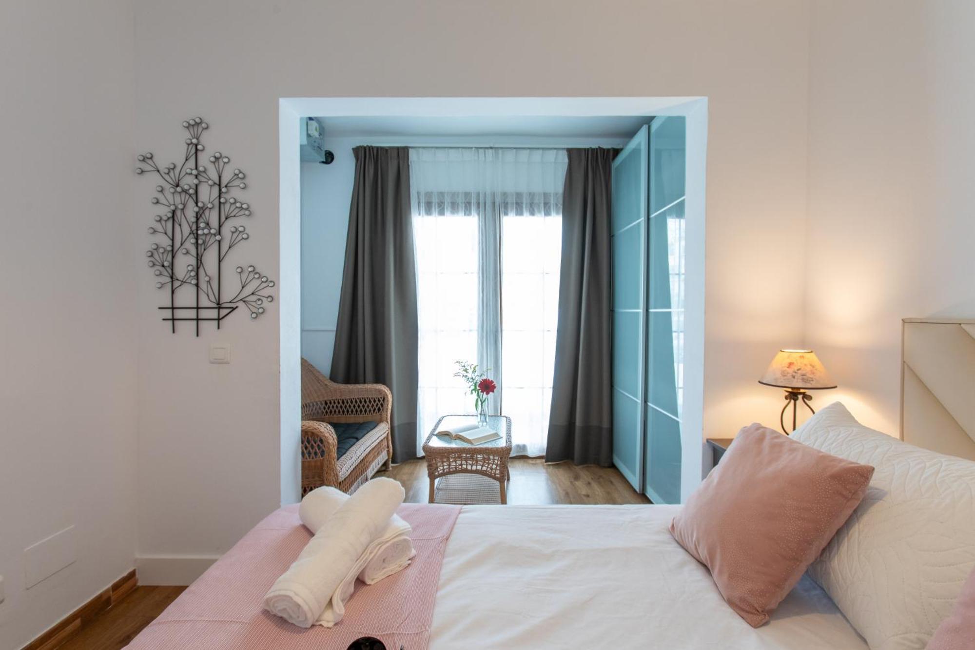 Boutique Rooms Playa Burriana Nerja Bagian luar foto