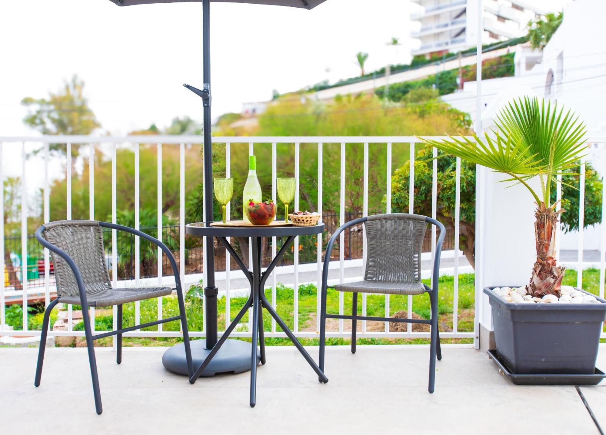 Boutique Rooms Playa Burriana Nerja Bagian luar foto
