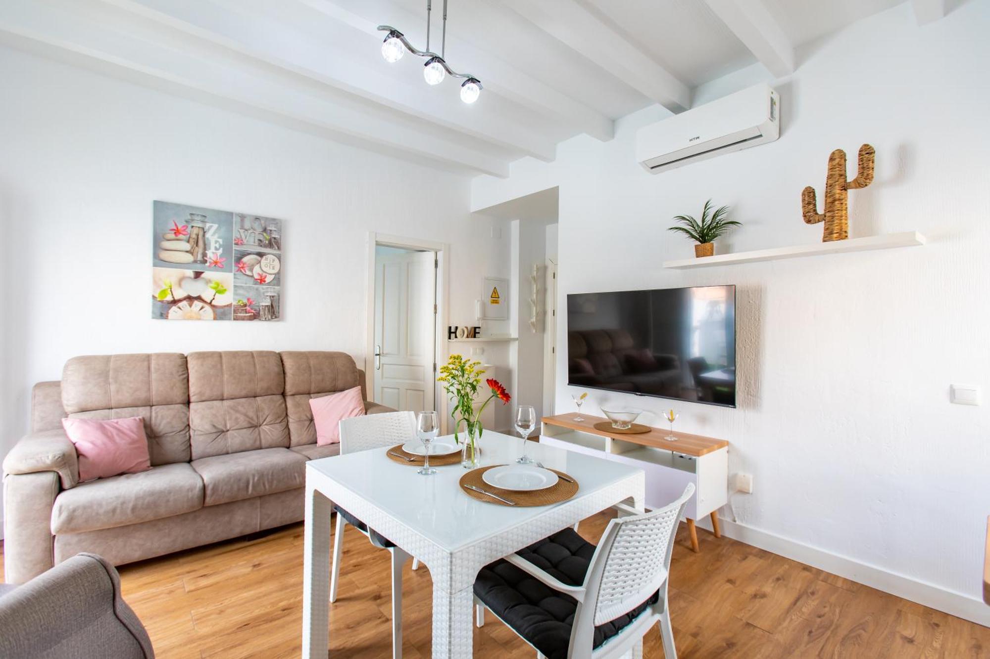 Boutique Rooms Playa Burriana Nerja Bagian luar foto